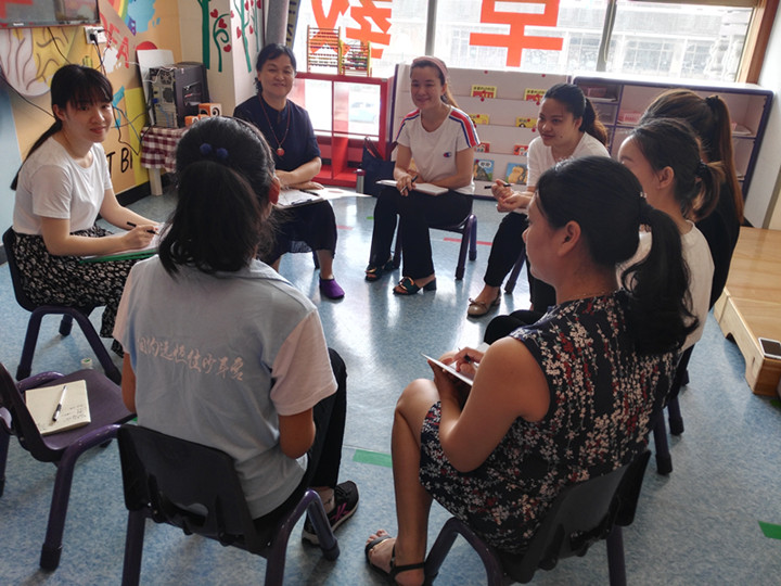 在教研中成長，在反思中進(jìn)步
